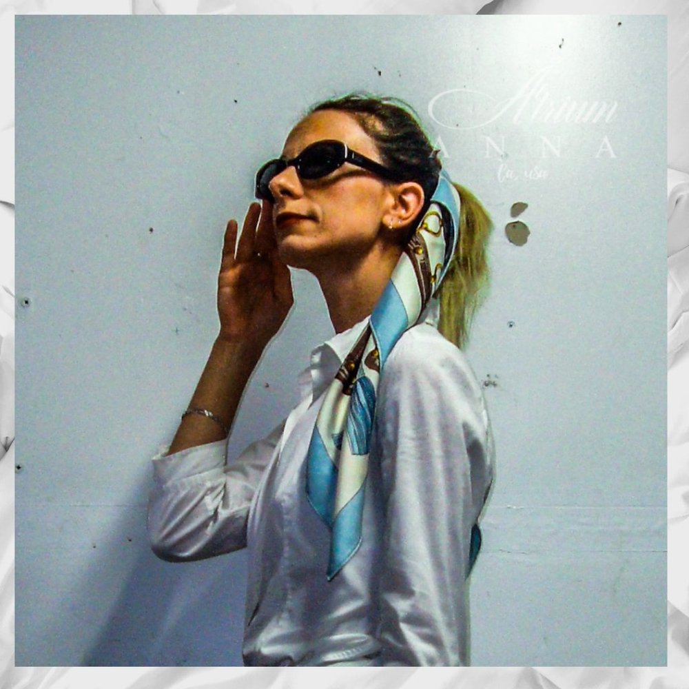 Atrium Anna - Vintage luxury, style, shop, more...